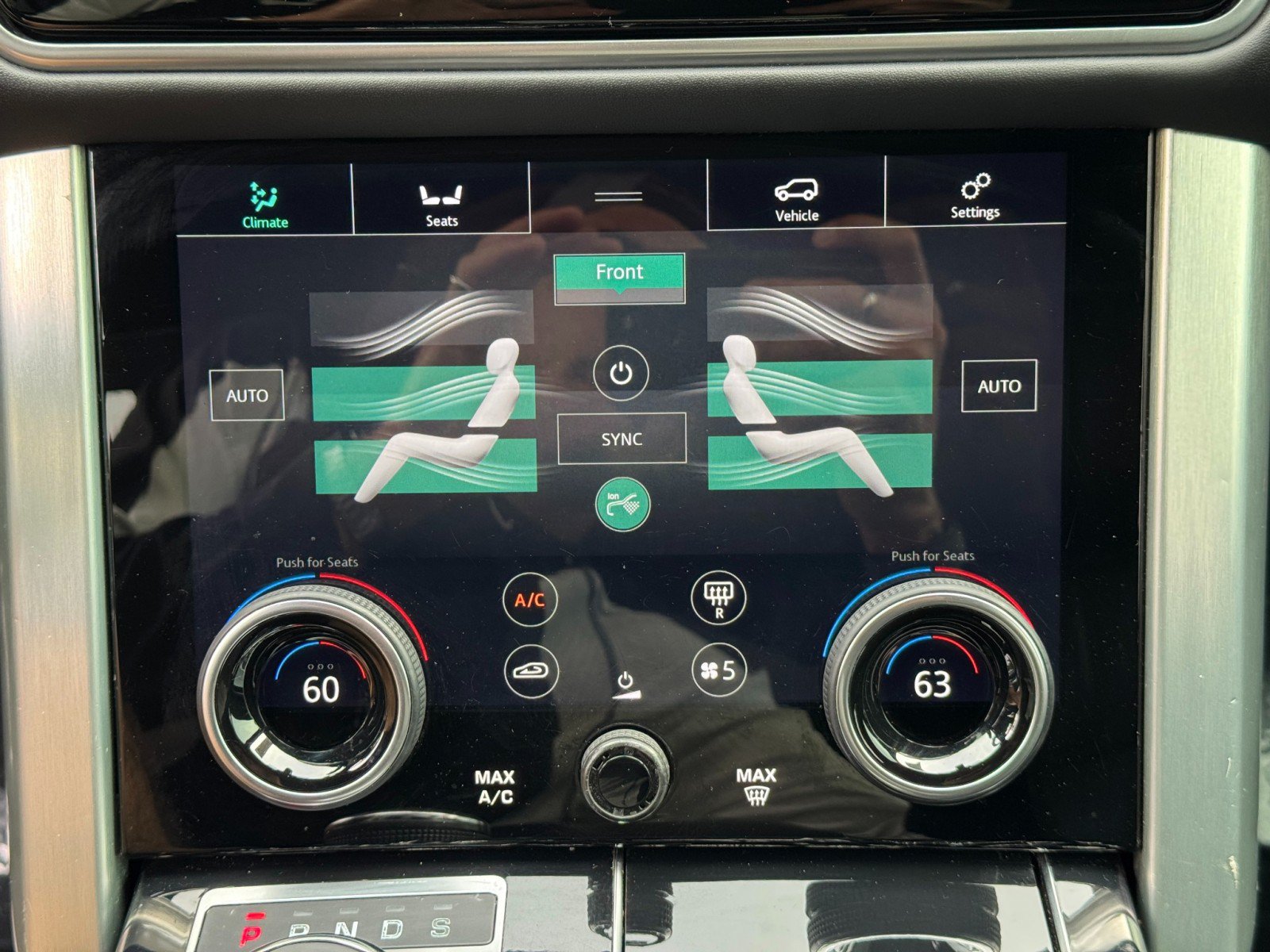 Used 2019 Land Rover Range Rover Supercharged AWD/4WD image 32