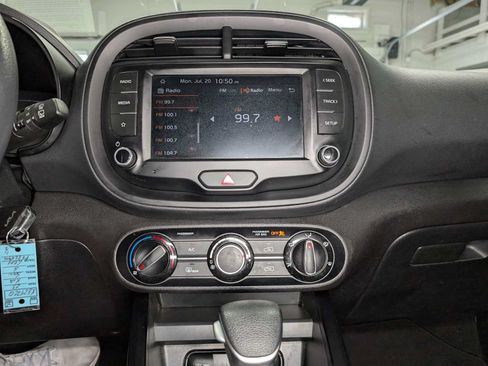 Certified 2023 Kia Soul LX w/ Option Group 015 FWD image 29