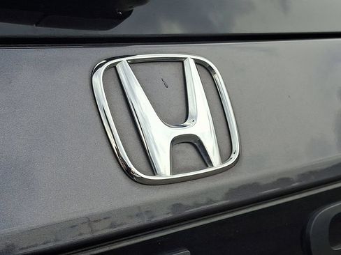 Used 2023 Honda Pilot LX image 29