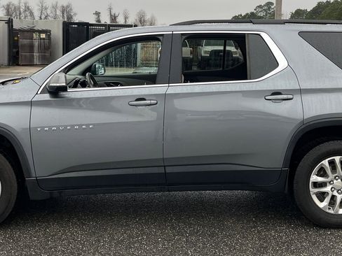 Used 2020 Chevrolet Traverse LT image 5