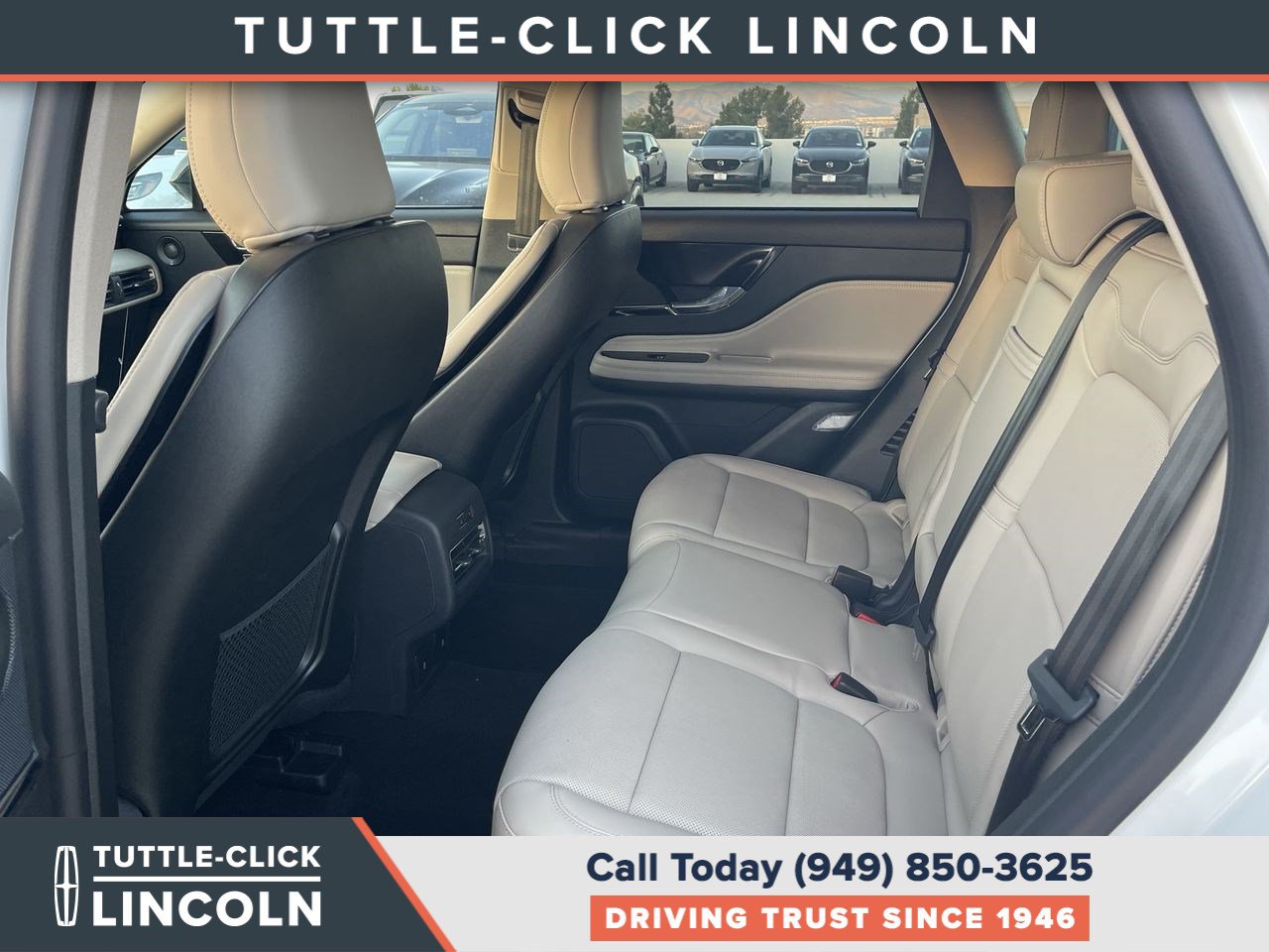 New 2025 Lincoln Corsair Reserve w/ Equipment Group 202A FWD image 18