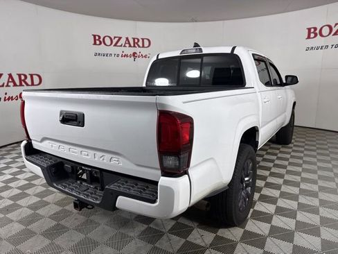 Used 2020 Toyota Tacoma SR image 8