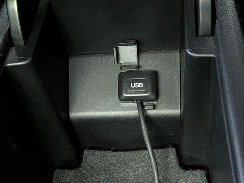 Used 2015 Honda Civic SE image 28