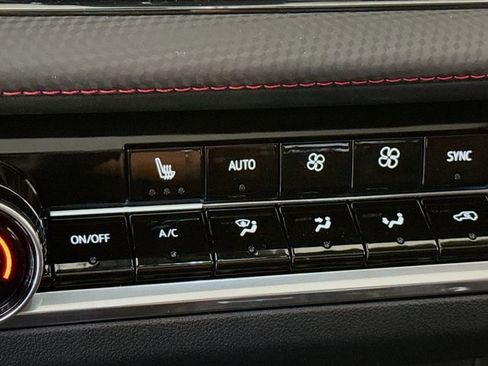 New 2026 Chevrolet Equinox RS image 21