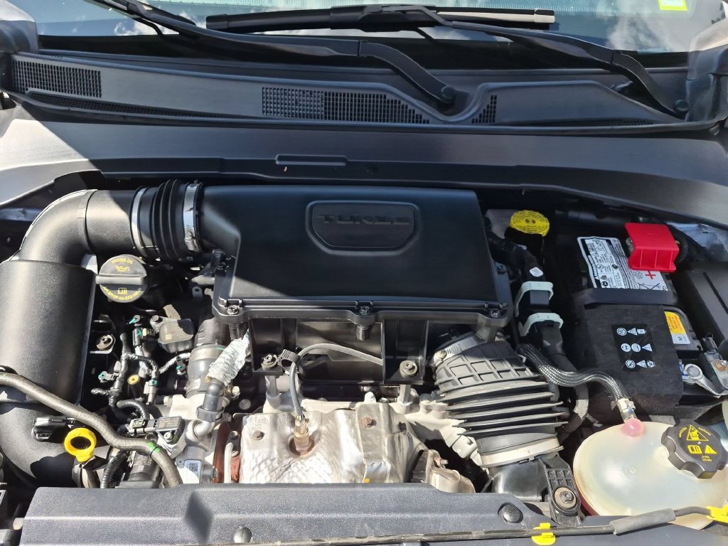Used 2023 Jeep Compass Latitude AWD/4WD image 22