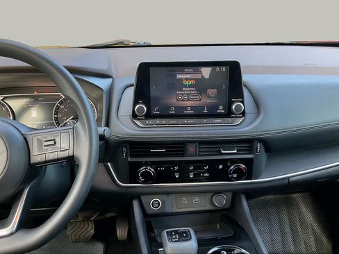 Used 2021 Nissan Rogue S FWD image 7