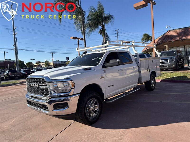 Used 2022 RAM 3500 Big Horn AWD/4WD image 4