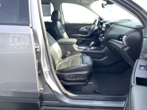 Certified 2021 Chevrolet Traverse RS AWD/4WD image 26