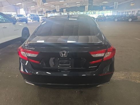 Used 2019 Honda Accord Sport image 3
