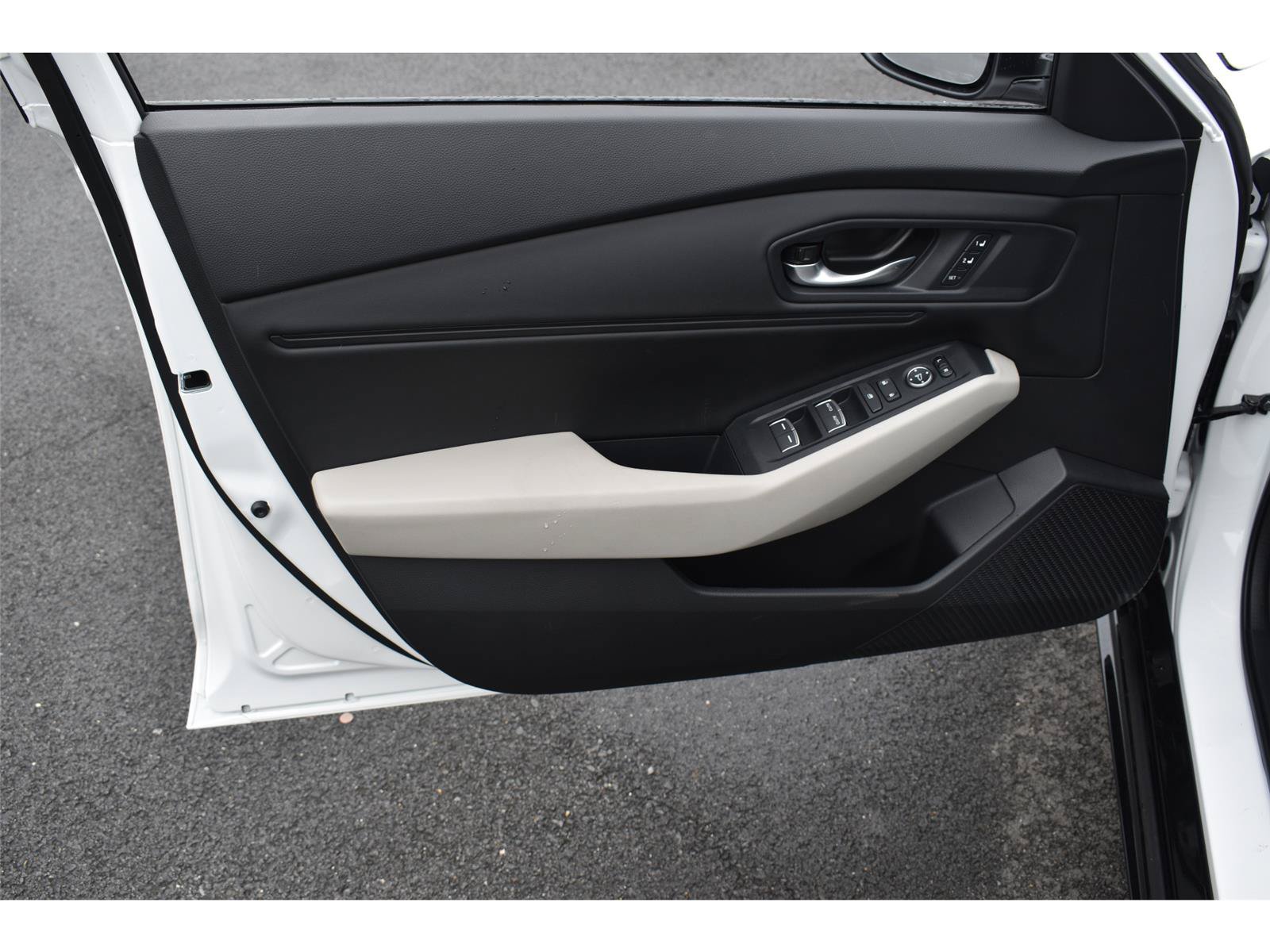 New 2026 Honda Accord Hybrid EX-L image 25