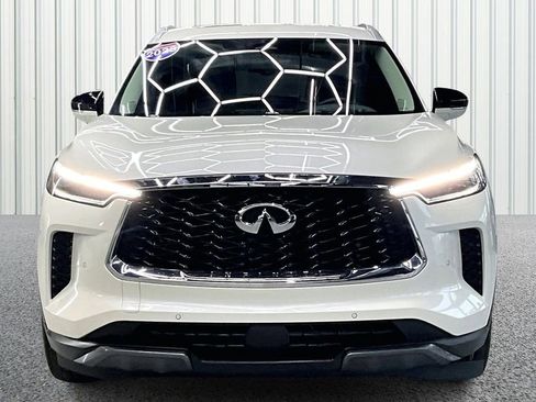 Used 2023 INFINITI QX60 Sensory w/ Vision Package image 2