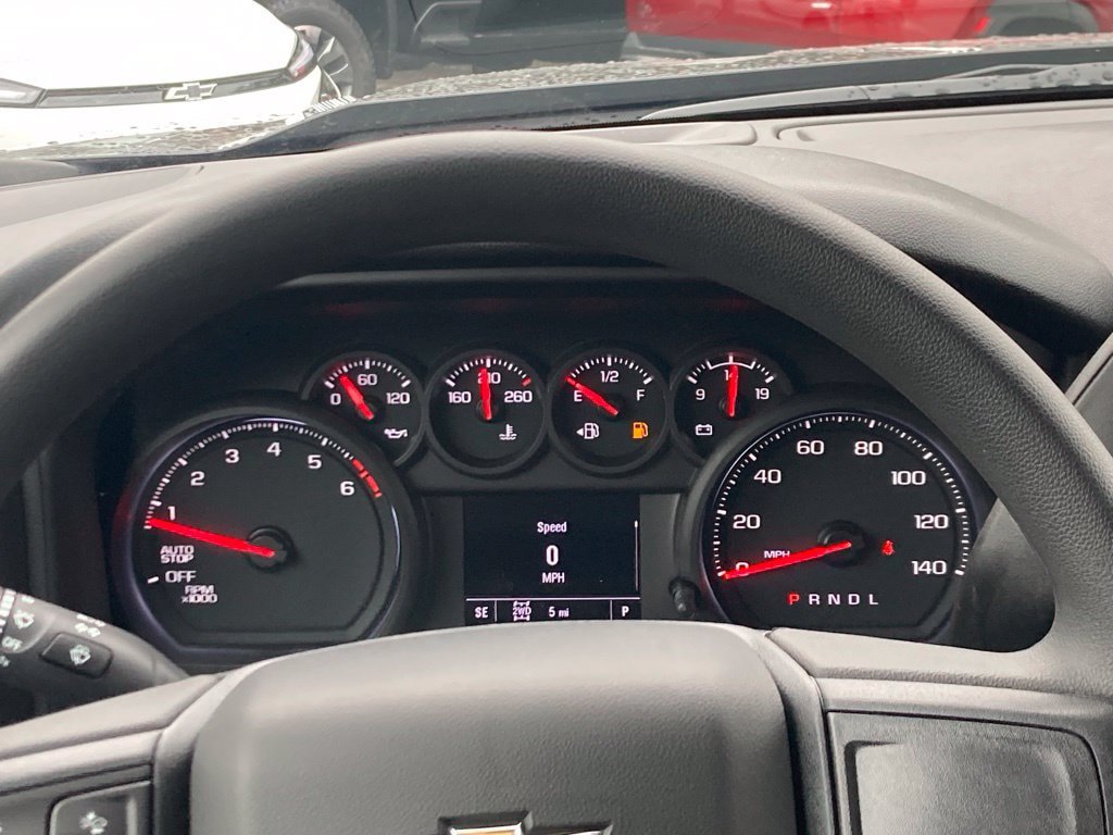 New 2026 Chevrolet Silverado 1500 Custom w/ Turbomax Blackout Package AWD/4WD image 10