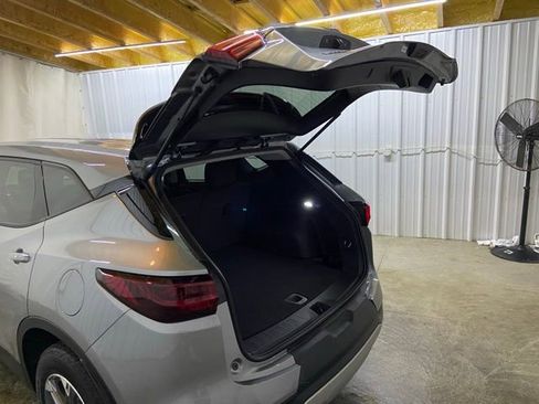 Used 2025 Chevrolet Blazer LT image 10