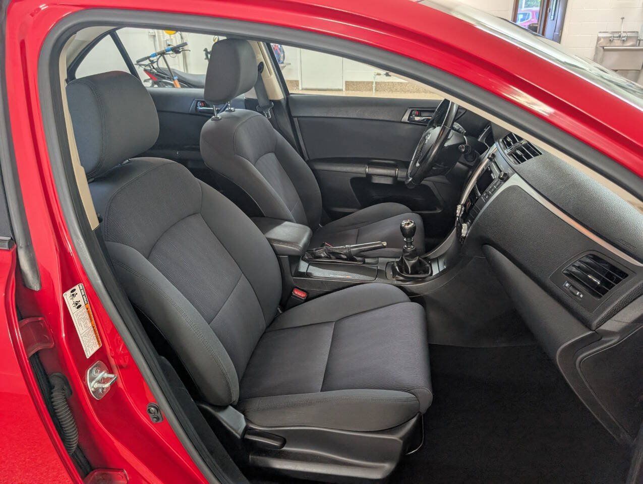 Used 2010 Suzuki Kizashi GTS FWD image 17