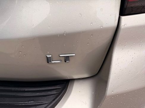 Used 2021 Chevrolet Tahoe LT w/ LT Signature Package image 9