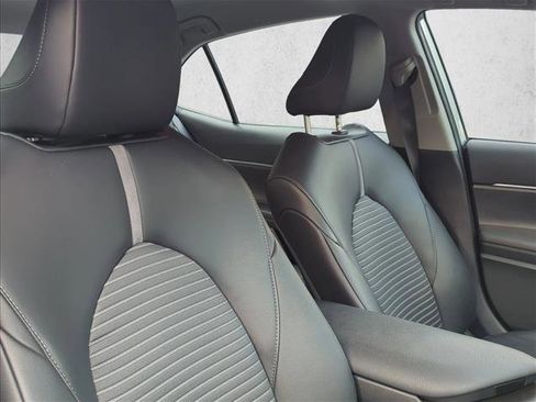 Used 2024 Toyota Camry SE image 22