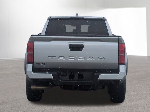 Used 2024 Toyota Tacoma TRD Off-Road image 6
