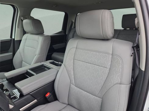 Used 2024 Toyota Tundra Limited w/ Power Package image 31