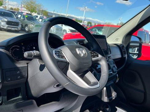 New 2024 RAM ProMaster 3500 w/ Delivery Van Package image 15