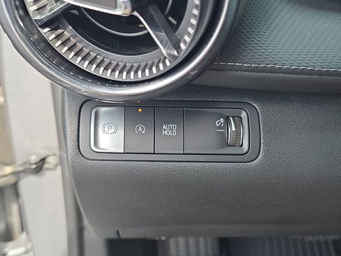 Used 2025 Chevrolet Equinox LT image 21