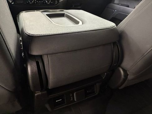 Used 2023 Chevrolet Silverado 1500 LT image 19