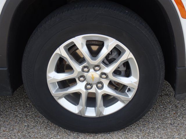 Used 2024 Chevrolet Traverse LS w/ Safety Package FWD image 28