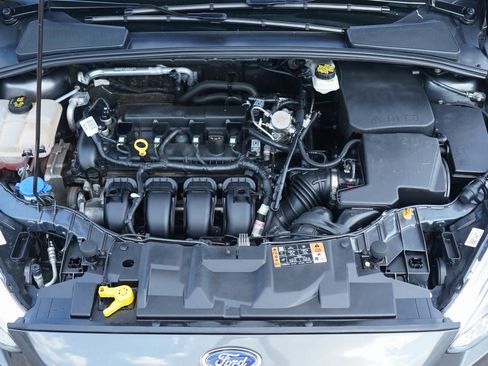 Used 2017 Ford Focus SE FWD image 27
