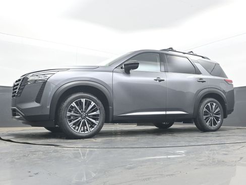New 2026 Nissan Pathfinder Platinum FWD image 27
