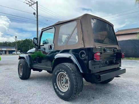 Used 2005 Jeep Wrangler Rubicon AWD/4WD image 5