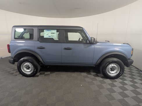 New 2025 Ford Bronco 4-Door image 8