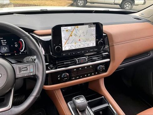 Certified 2025 Nissan Pathfinder Platinum w/ Cargo Package image 9