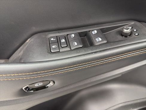 New 2026 Jeep Cherokee Limited image 19