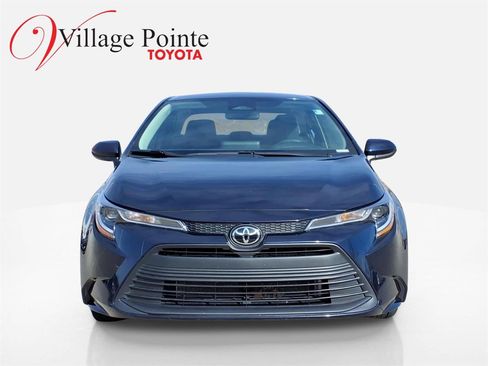 Used 2024 Toyota Corolla LE image 9