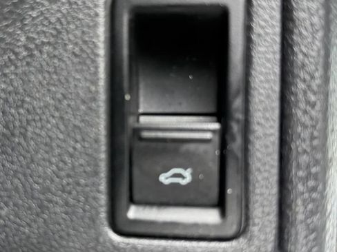 Used 2014 Volkswagen Jetta SE FWD image 20