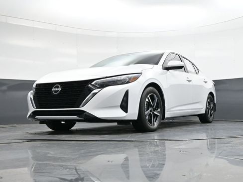 Certified 2025 Nissan Sentra SV w/ All-Weather Package image 41