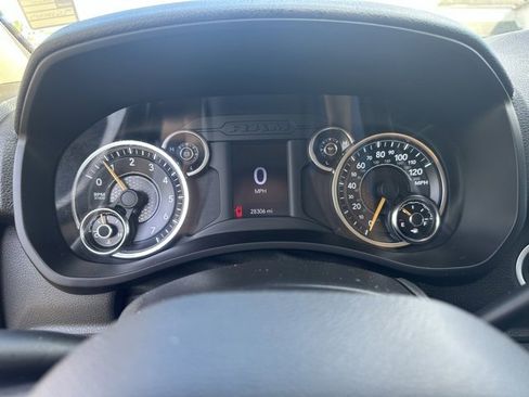 Used 2020 RAM 5500 Tradesman image 12