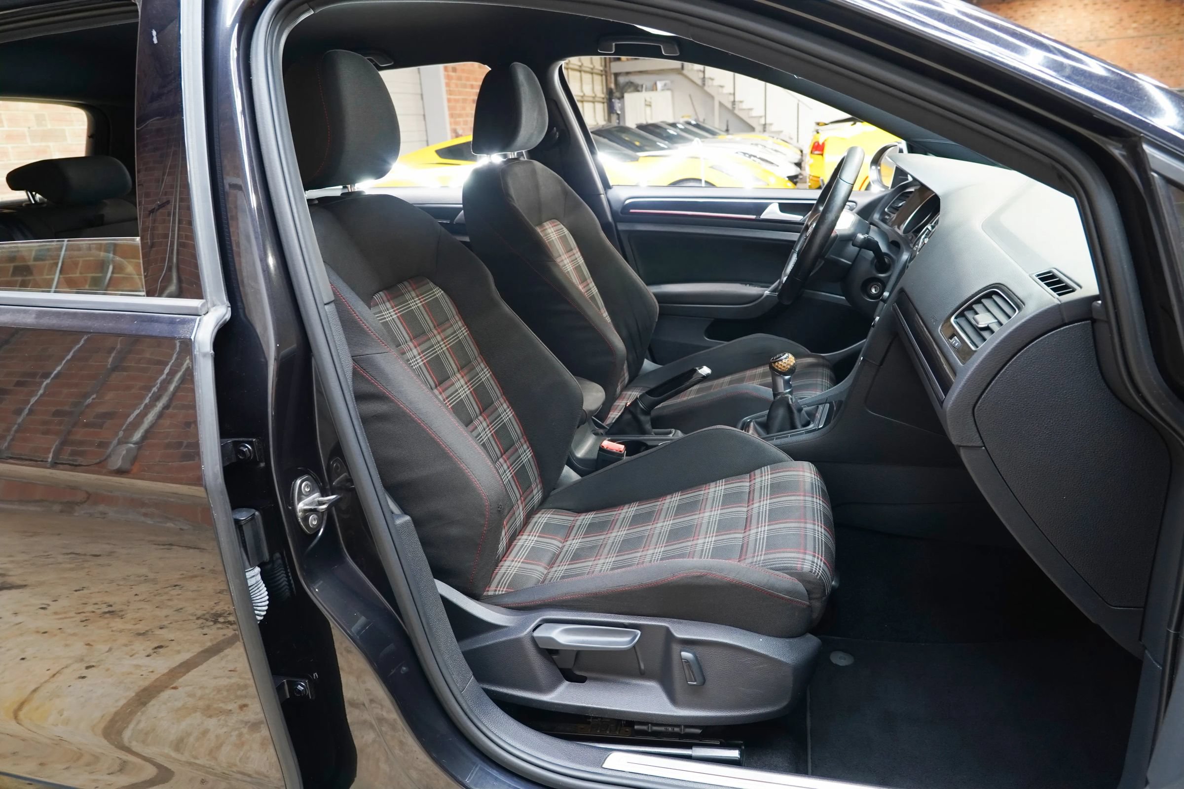 Used 2017 Volkswagen GTI S FWD image 53