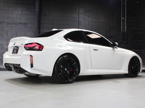 Used 2024 BMW M2 w/ Lighting Package image 16