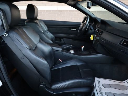 Used 2008 BMW M3 Convertible w/ Technology Pkg image 20