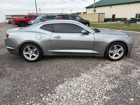 Used 2023 Chevrolet Camaro LT image 2