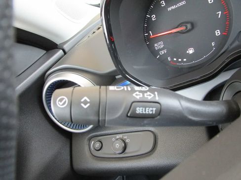 New 2026 Chevrolet Trax LS w/ LS Convenience Package FWD image 24