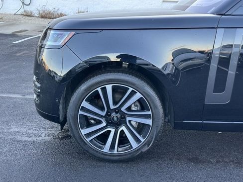 Used 2023 Land Rover Range Rover SE image 7