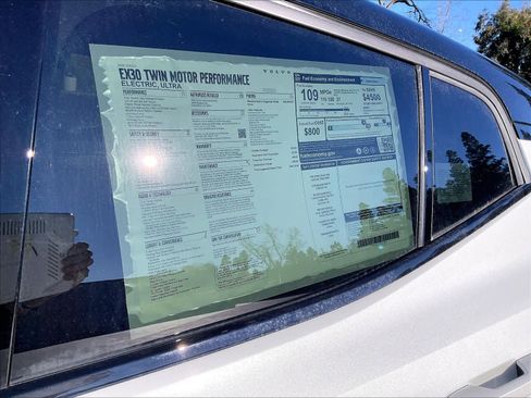 New 2026 Volvo EX30 Ultra w/ Climate Package image 37