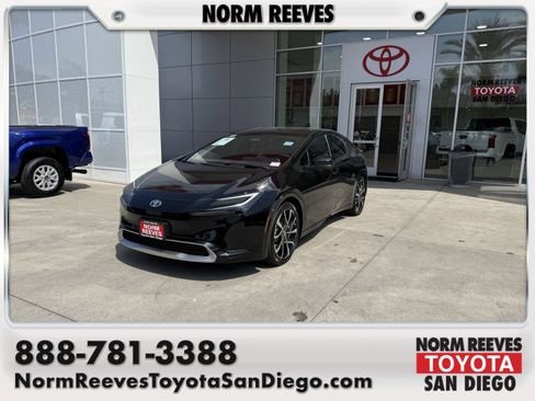 Certified 2025 Toyota Prius Plug-In Hybrid image 1