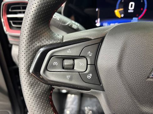 Used 2025 Chevrolet TrailBlazer RS w/ Convenience Package AWD/4WD image 13