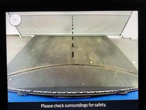 Used 2024 Ford Edge Titanium image 19