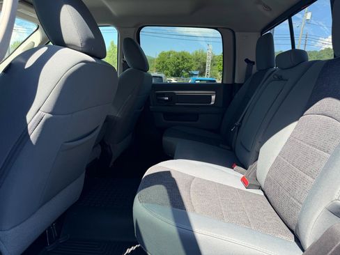 Used 2018 RAM 2500 Big Horn w/ Harvest Edition AWD/4WD image 20