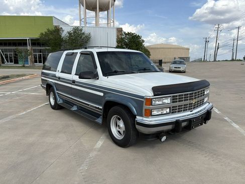 Used 1993 Chevrolet Suburban 2WD image 7