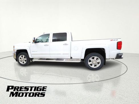 Used 2017 Chevrolet Silverado 2500 LTZ w/ LTZ Plus Package image 5