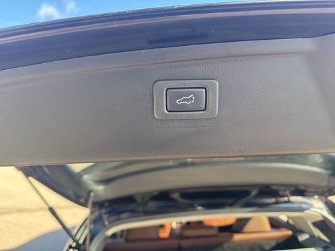 Used 2019 Subaru Outback 2.5i Touring image 27